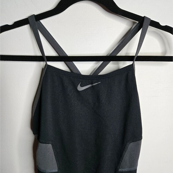 Nike Swim HydraStrong Women's Racerback Onepiece Sporty Swimsuit Size 32 | 6 | M - Picture 4 of 8